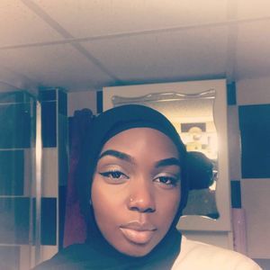 Meet your Posher, Halima